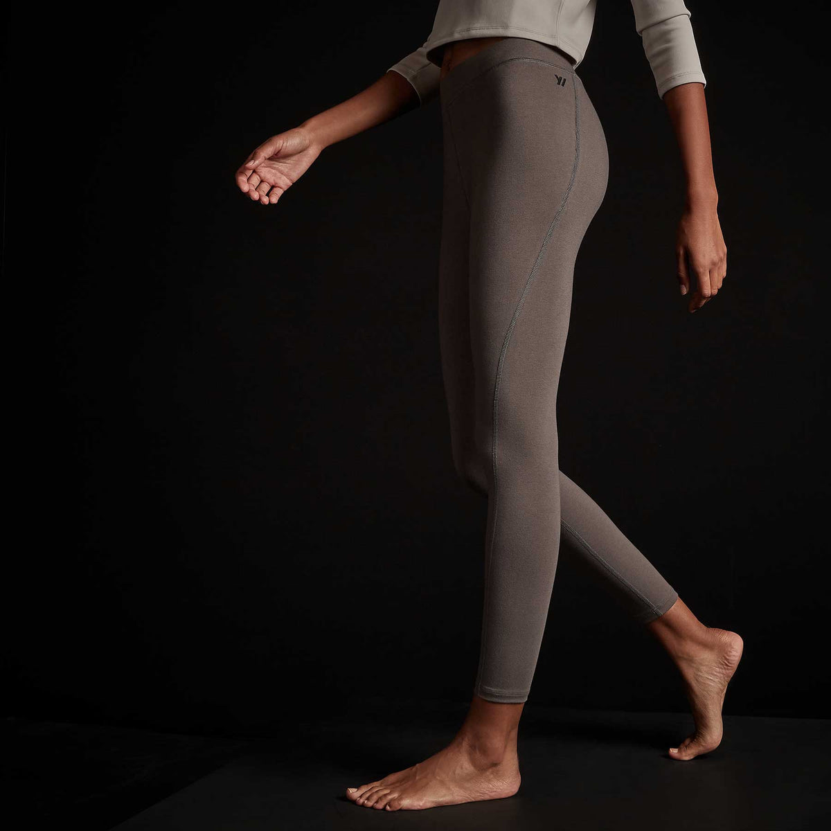 Y/OSEMITE Spiral Seam Yoga Pant - Burro | James Perse Los Angeles