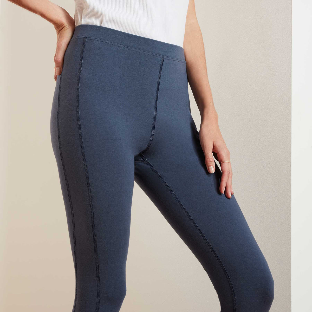 Seamed Lounge Legging - Adriatic | James Perse Los Angeles