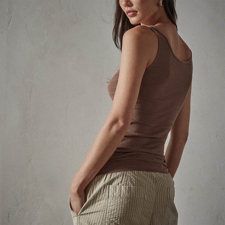 Ribbed Daily Tank in Malt Pigment | James Perse Los Angeles