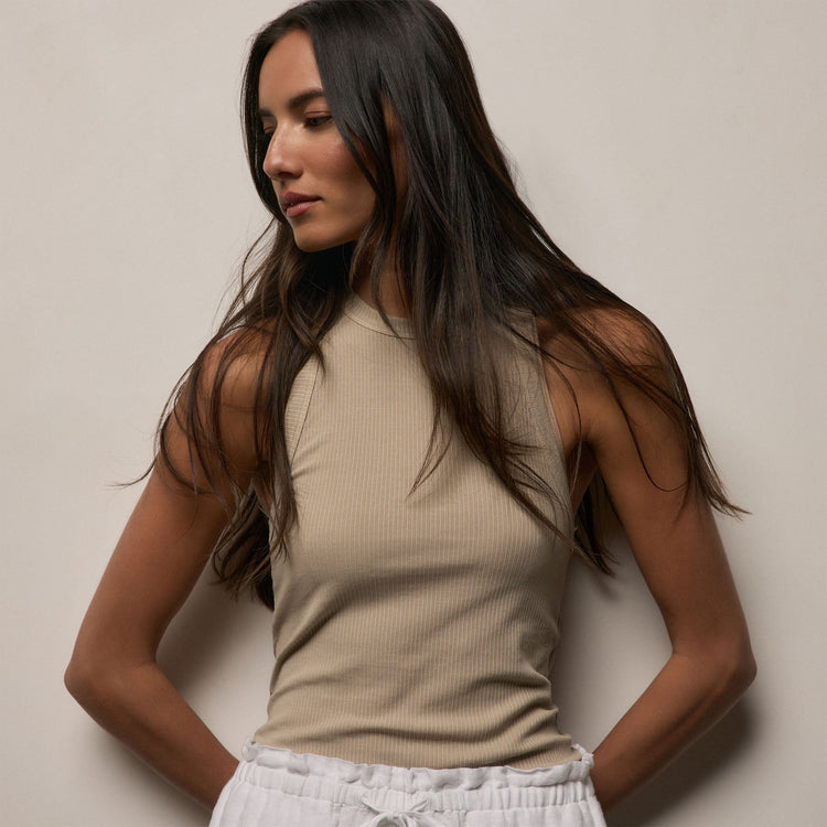 Sunset Tank in Light Khaki Pigment | James Perse Los Angeles