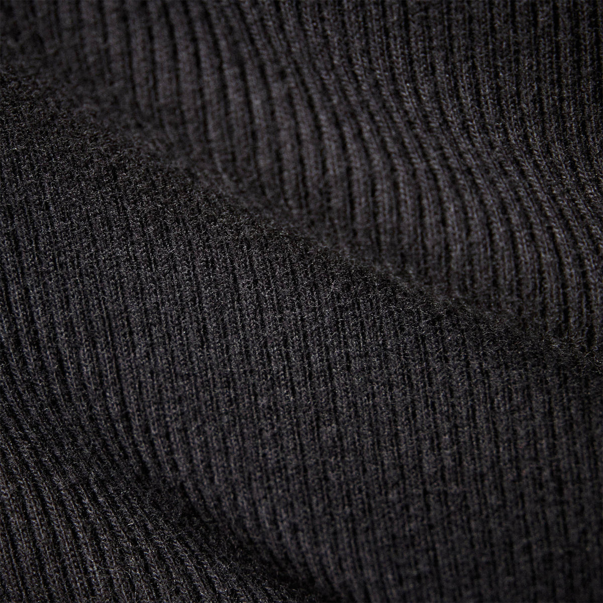 U Neck Short Sleeve  Tee in Black | James Perse Los Angeles