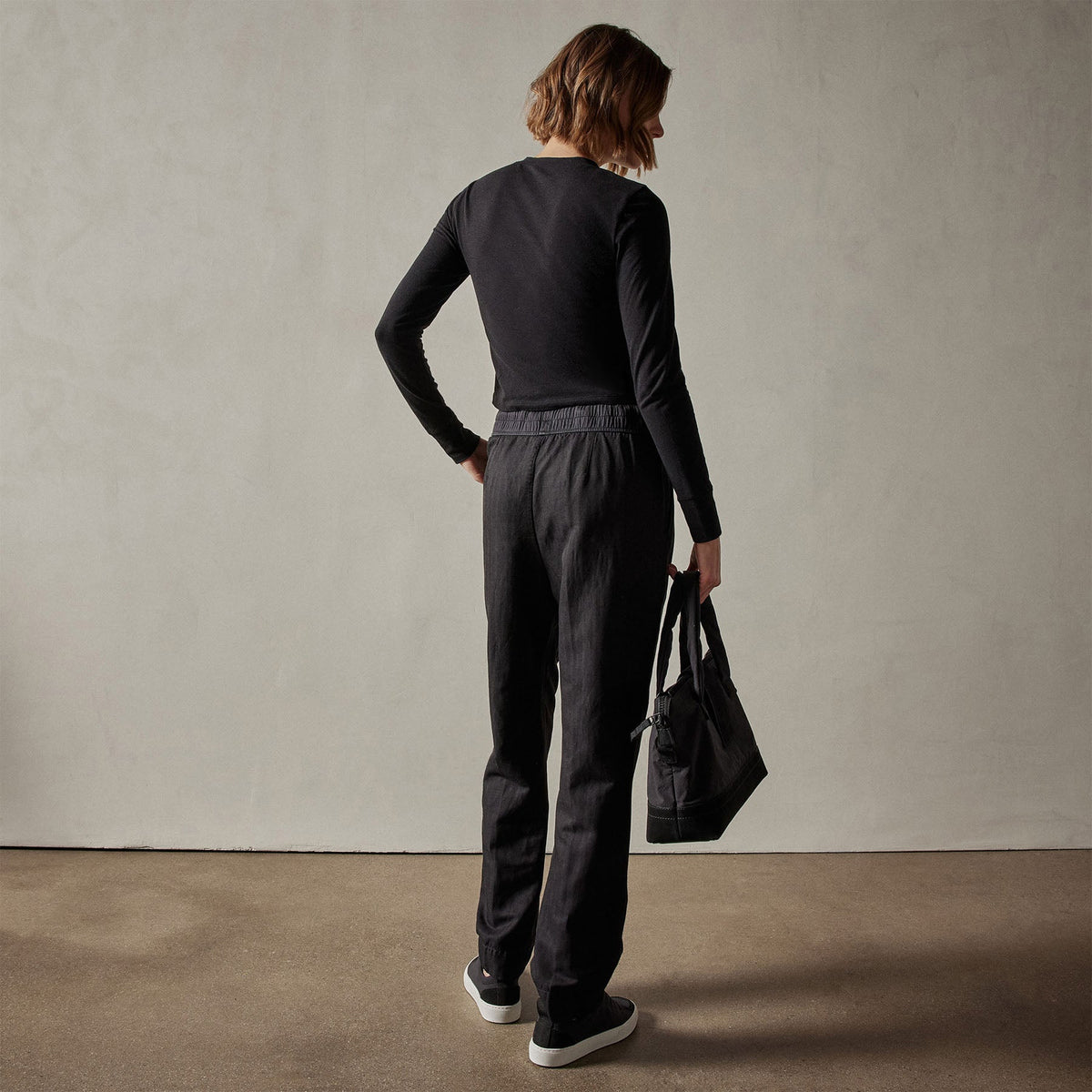 Double Pleat Trouser in Black | James Perse Los Angeles