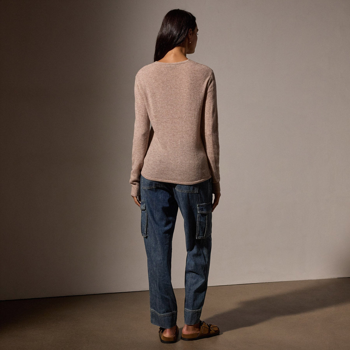 Soft Featherweight Cashmere Deep V Sweater in Coyote | James Perse Los Angeles