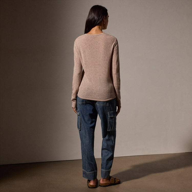 Soft Featherweight Cashmere Deep V Sweater in Coyote | James Perse Los Angeles