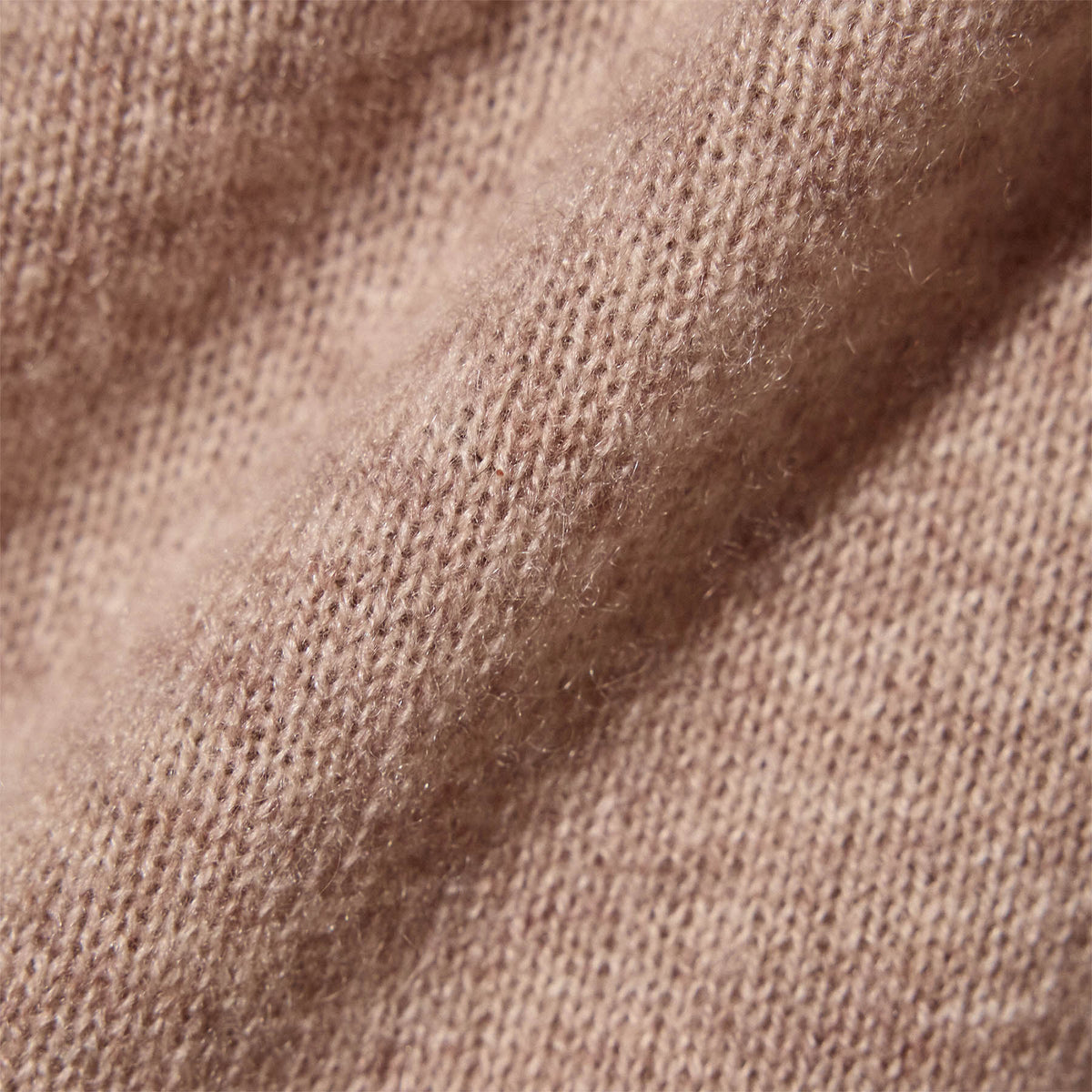 Soft Featherweight Cashmere Deep V Sweater in Coyote | James Perse Los Angeles
