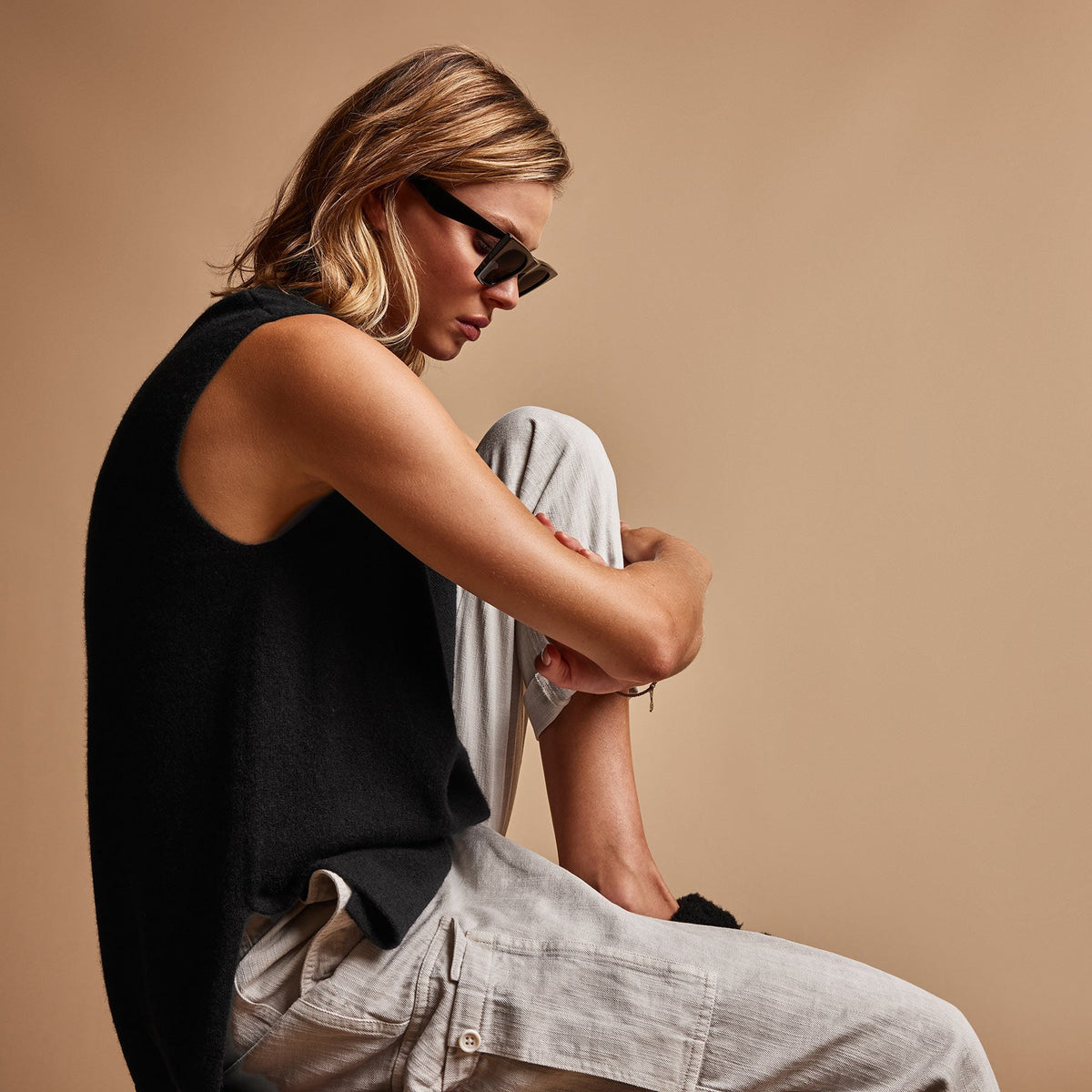 Organic Slub Cotton Cargo Pant in Salt Pigment | James Perse Los Angeles