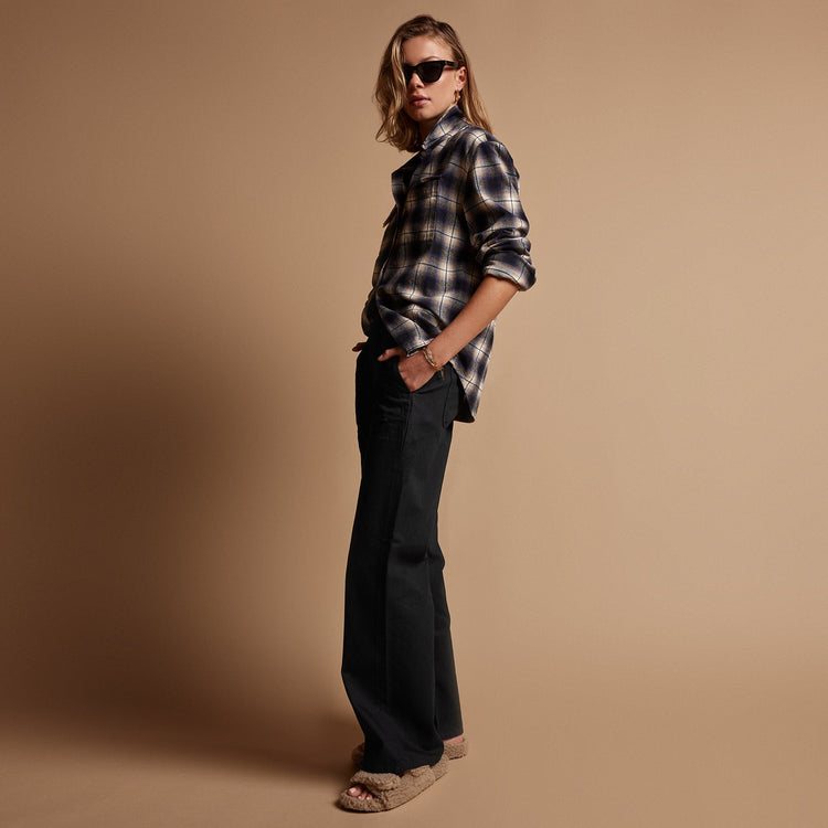 Relaxed Plaid Flannel Shirt in Midnight | James Perse Los Angeles