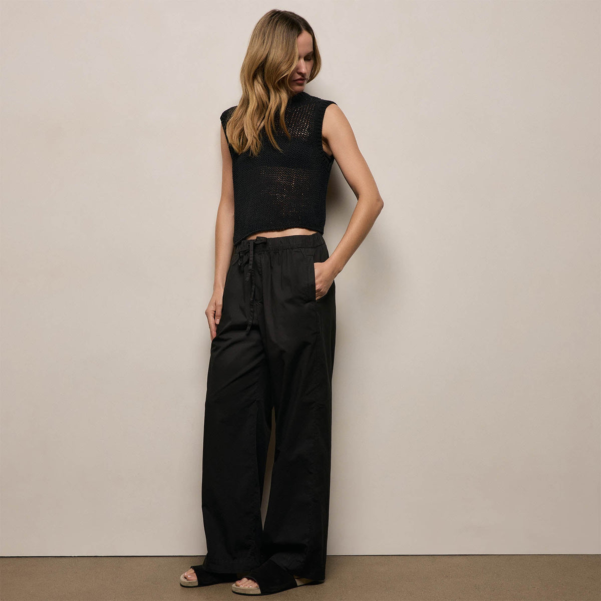 Stretch Poplin Drawcord Pant - Black