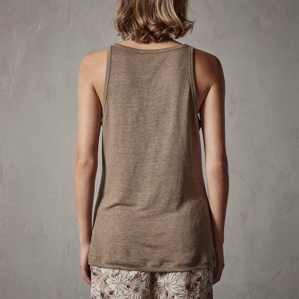 Linen Jersey Tank in Old Gold | James Perse Los Angeles