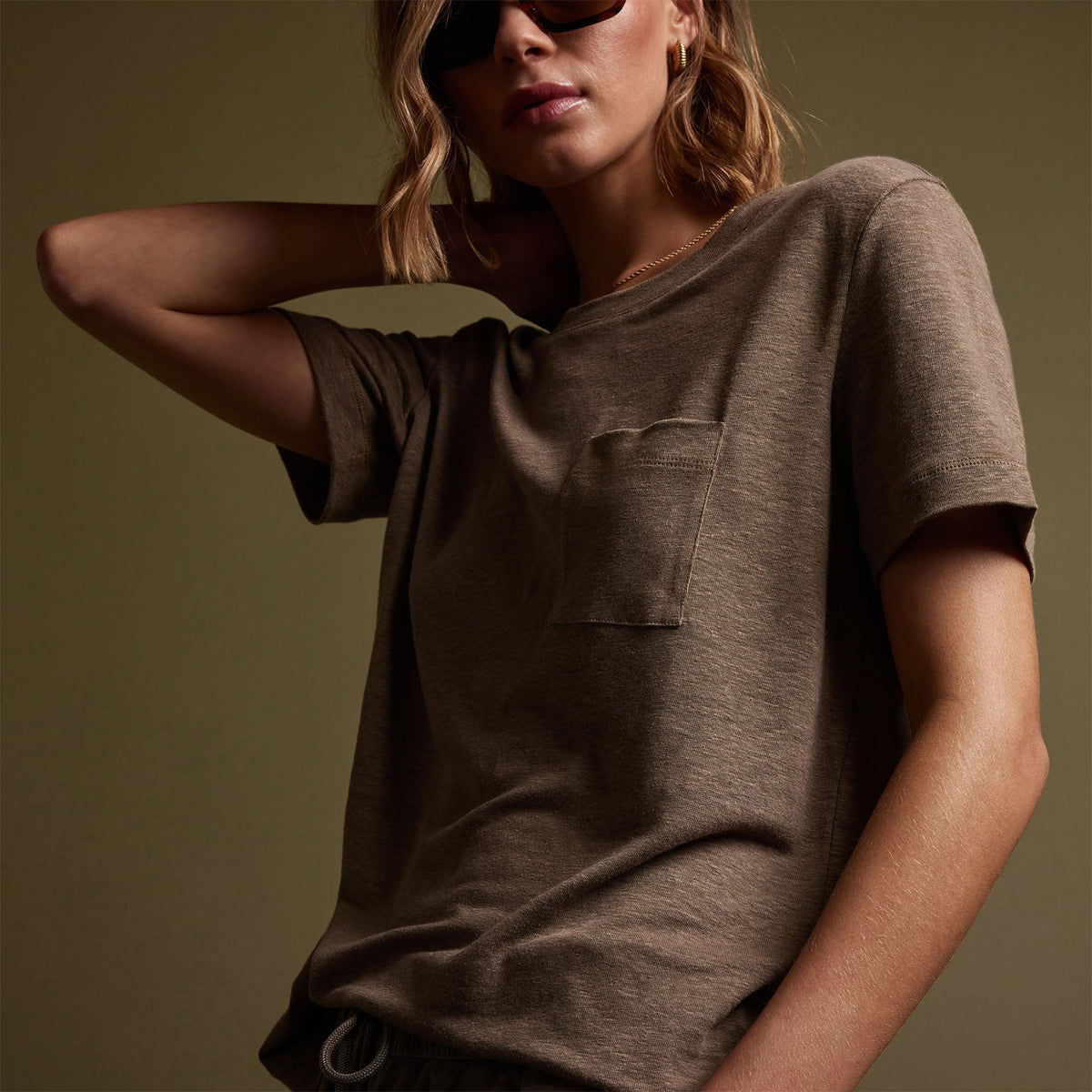Linen Jersey Pocket Tee in Old Gold | James Perse Los Angeles