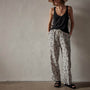 Palm Printed Linen Pant in Carbon | James Perse Los Angeles