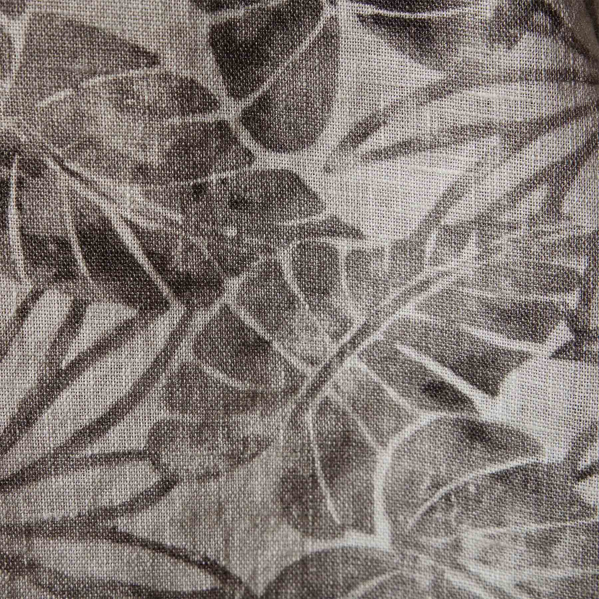 Palm Printed Linen Shirt in Carbon | James Perse Los Angeles