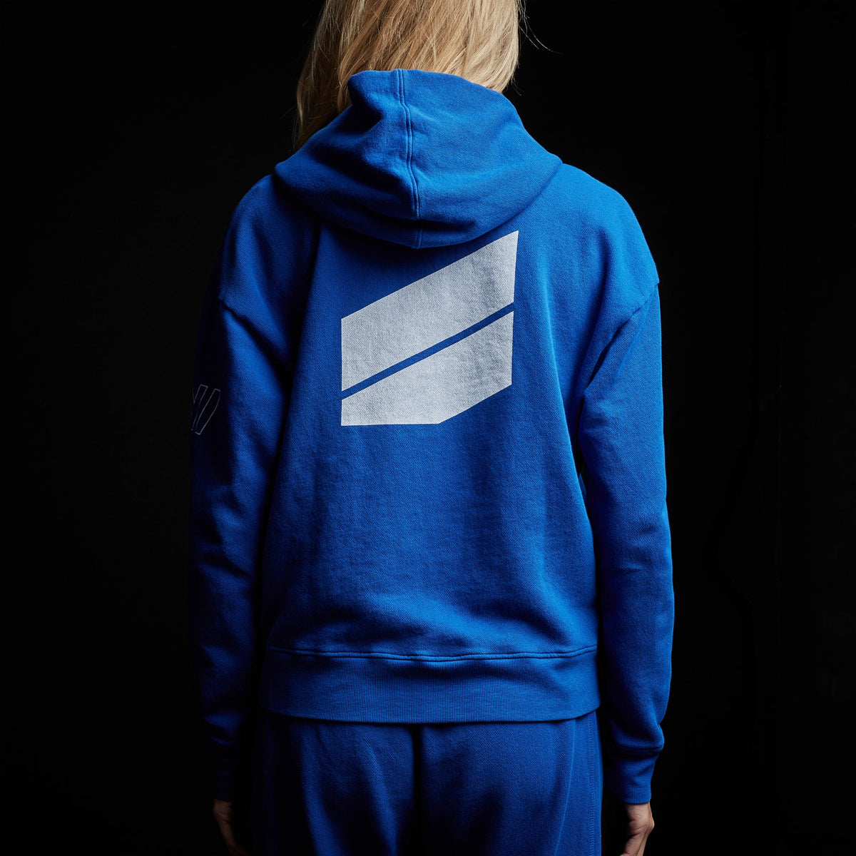 Y/Osemite Graphic Pullover Hoody in Royal Blue/White | James Perse Los Angeles