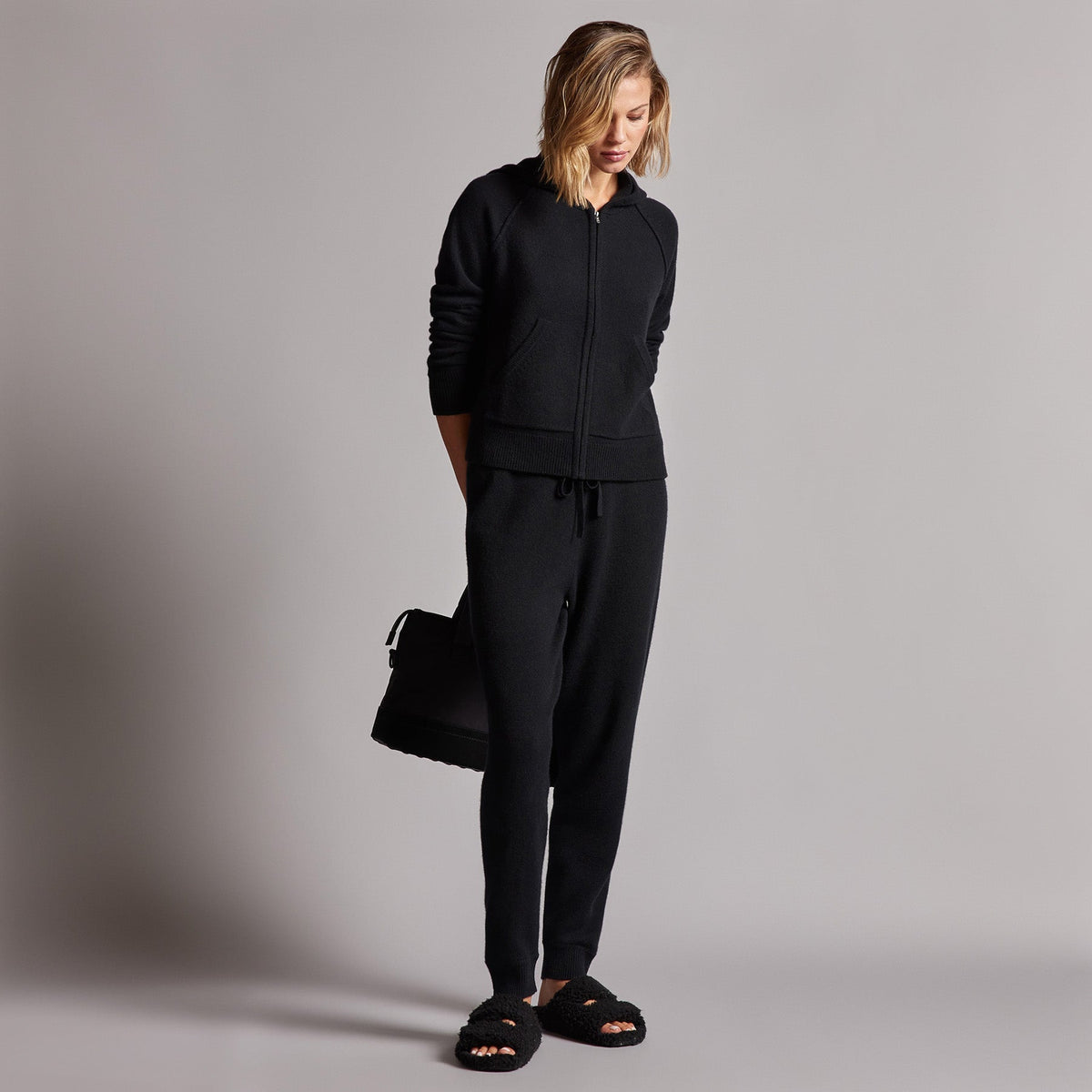 Recycled Cashmere Track Pant in Black | James Perse Los Angeles