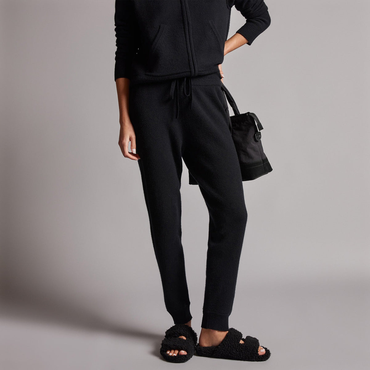 Recycled Cashmere Track Pant in Black | James Perse Los Angeles