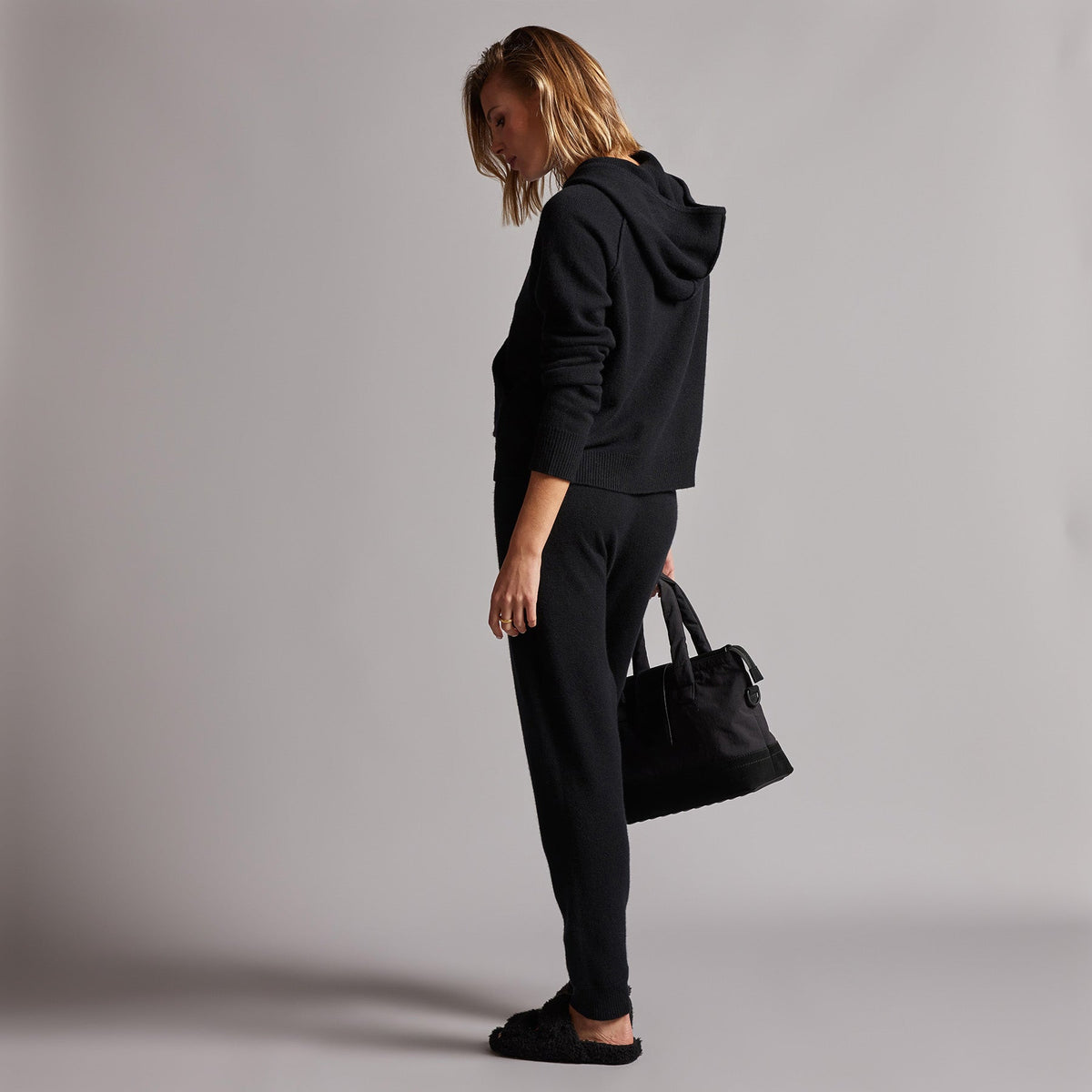Recycled Cashmere Track Pant in Black | James Perse Los Angeles