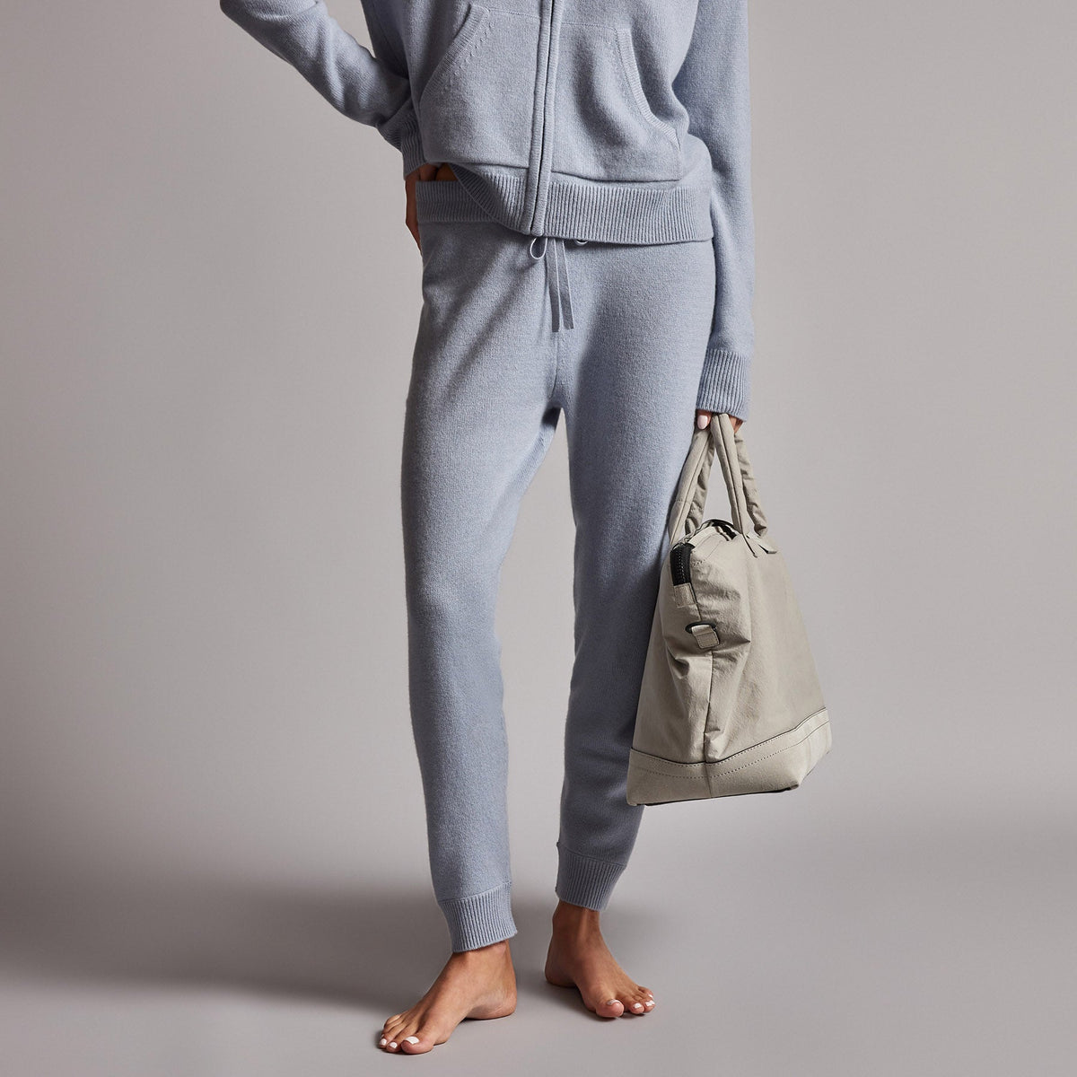 Recycled Cashmere Track Pant in Breeze | James Perse Los Angeles