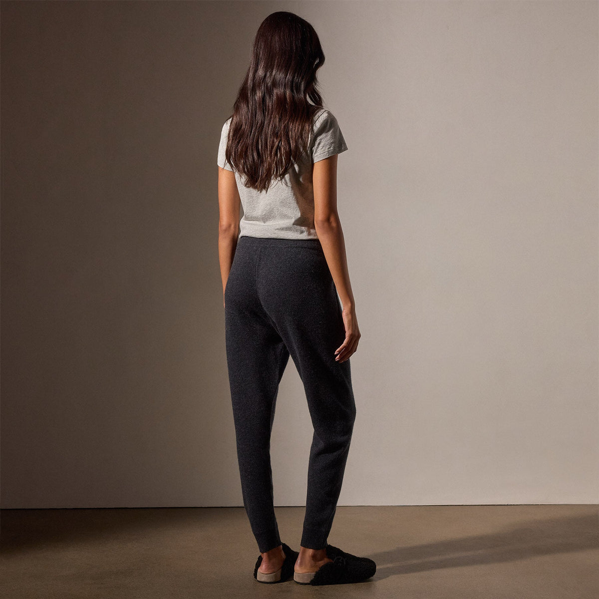 Recycled Cashmere Trucker Pant with Pocketsin Coal | James Perse Los Angeles