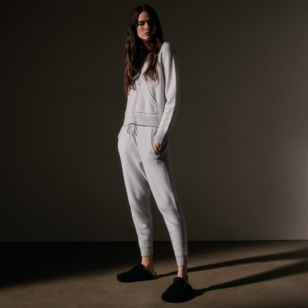 Cashmere Track Pant  in Pale Blue | James Perse Los Angeles