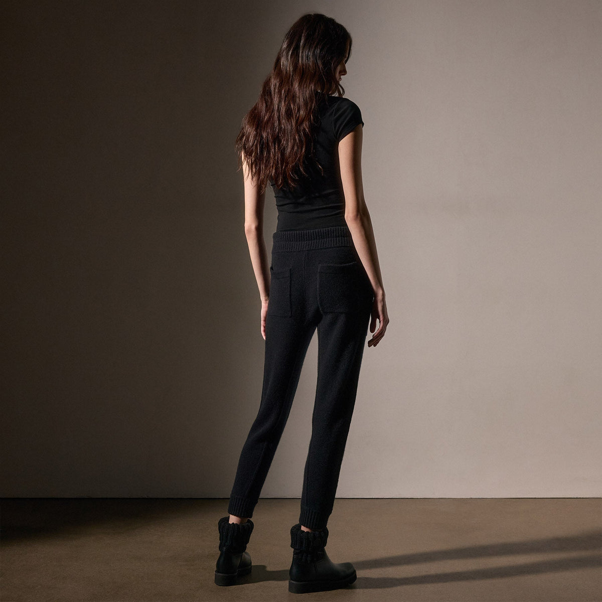 Recycled Cashmere Casual Pant  in Black | James Perse Los Angeles