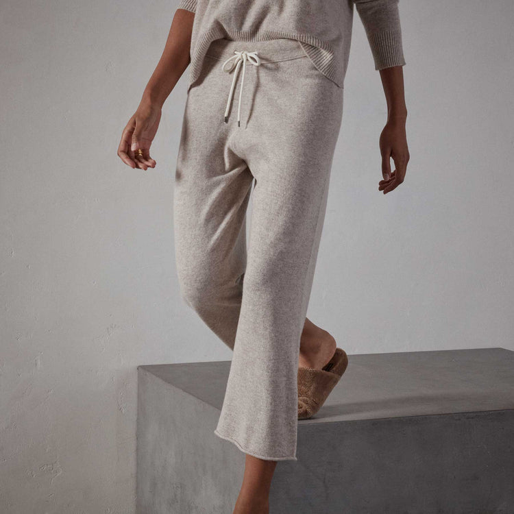 Recycled Cashmere Cropped Pant in Stone | James Perse Los Angeles