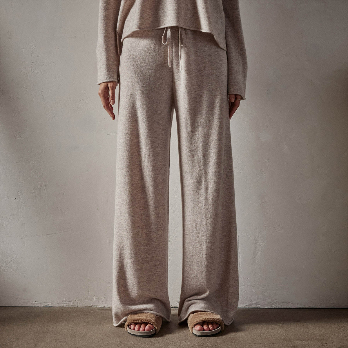 Recycled Cashmere Wide Leg Pant in Stone | James Perse Los Angeles