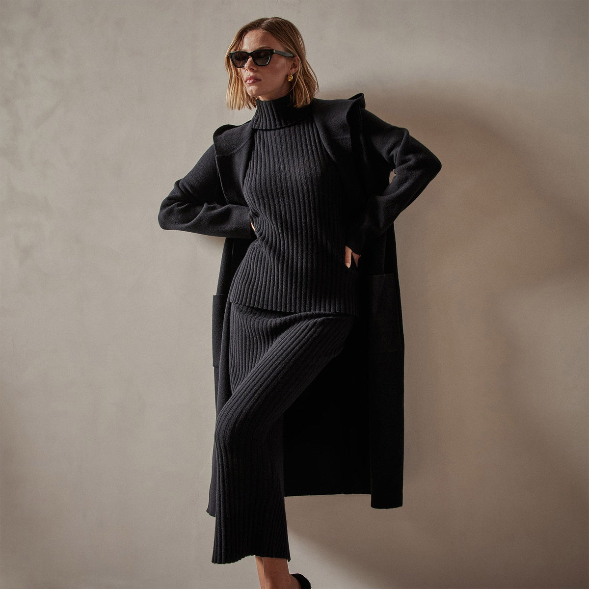 Cashmere Hooded Coat in Black | James Perse Los Angeles