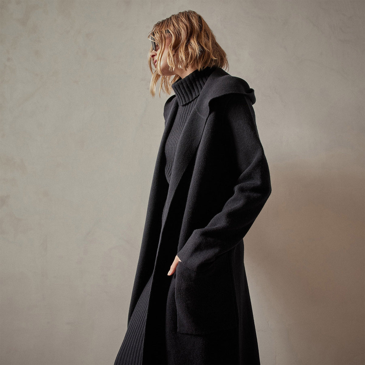 Cashmere Hooded Coat in Black | James Perse Los Angeles