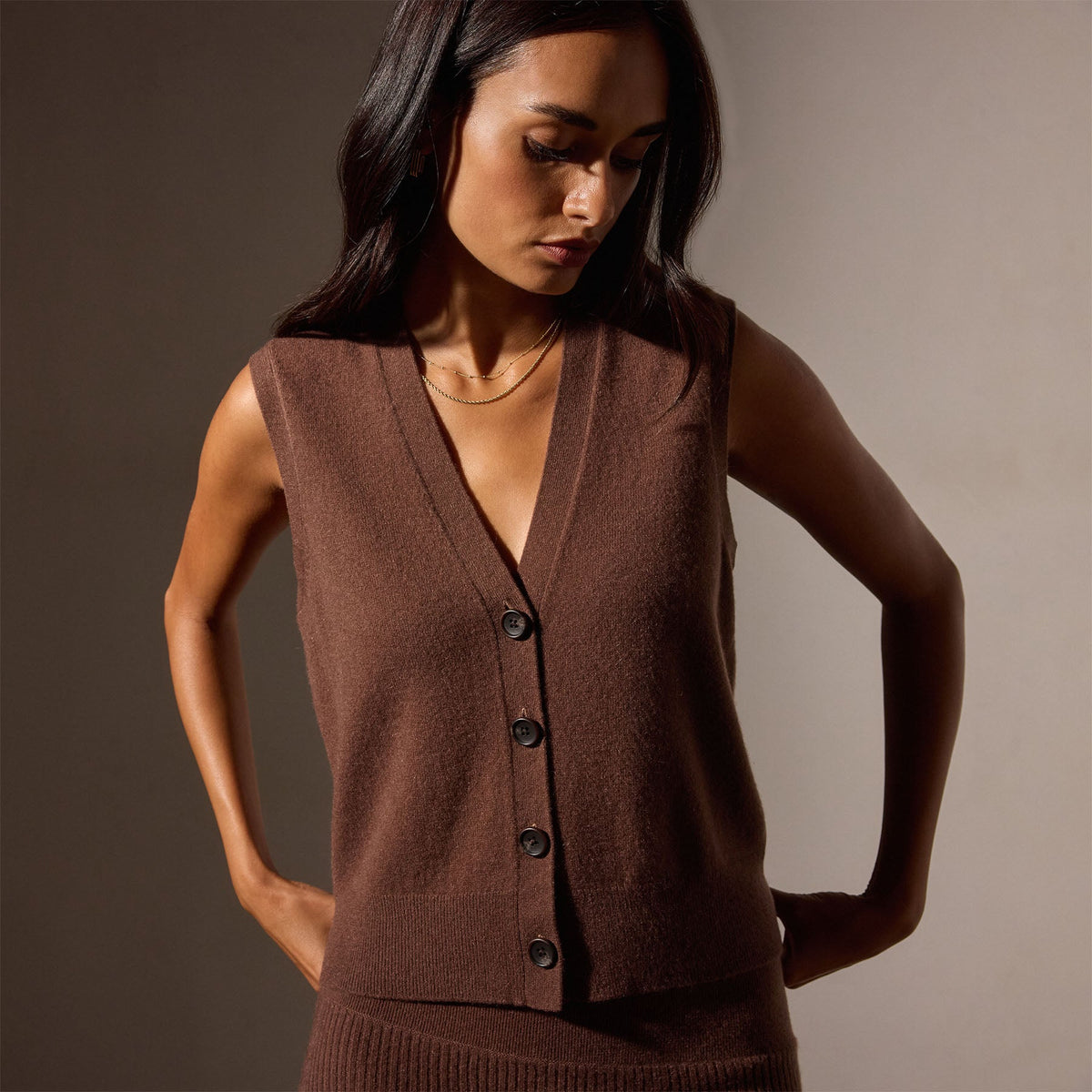 Recycled Cashmere Vest in Americano | James Perse Los Angeles