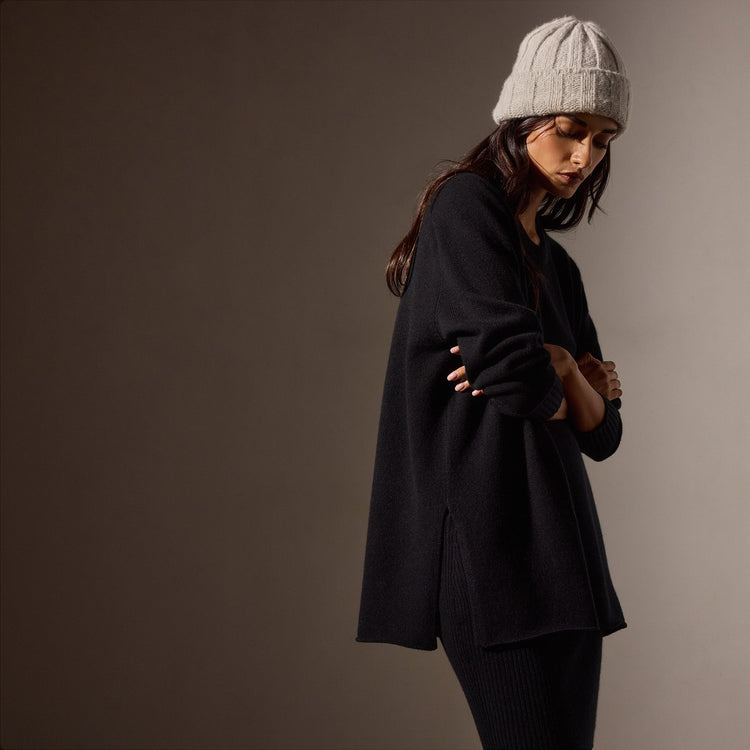 Recycled Cashmere Saddle Shoulder Tunic in Black | James Perse Los Angeles