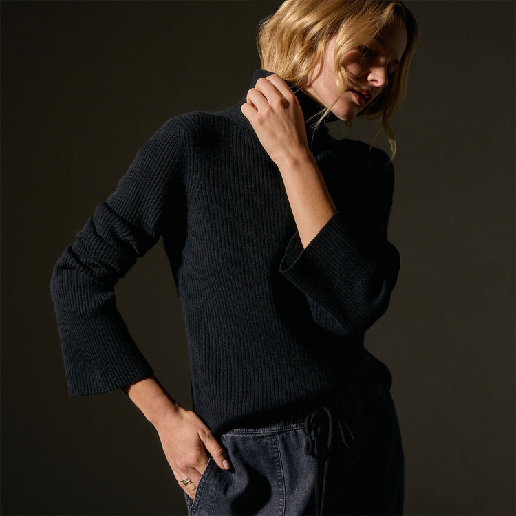 Recycled Cashmere Funnel Neck in Black | James Perse Los Angeles