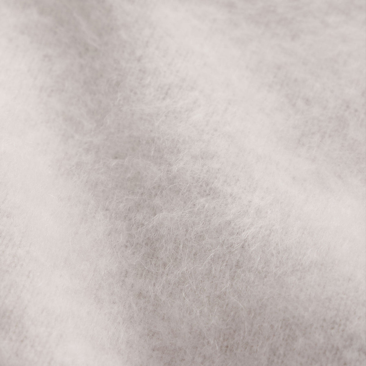 Fuzzy Cashmere Crew Neck in Pearl | James Perse Los Angeles FLAT