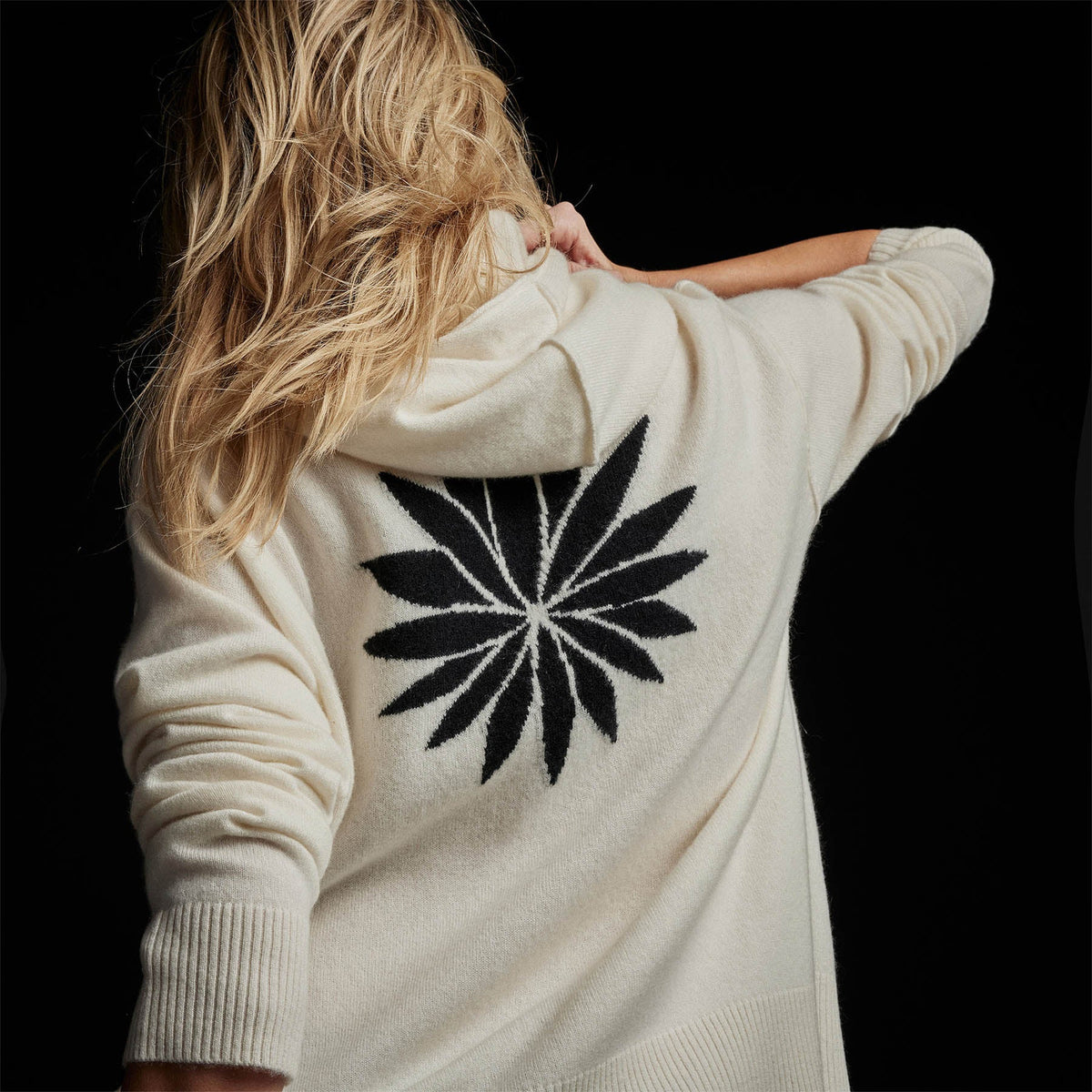 Recycled Cashmere Graphic Pullover Hoodie in Ivory/Black | James Perse Los Angeles 