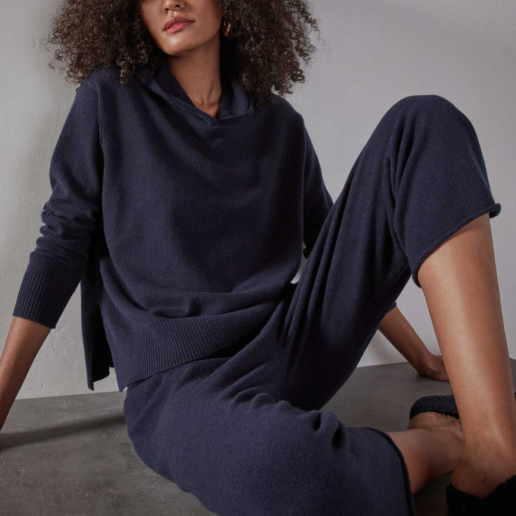 Cashmere Pullover Hoody in Navy Blue | James Perse Los Angeles