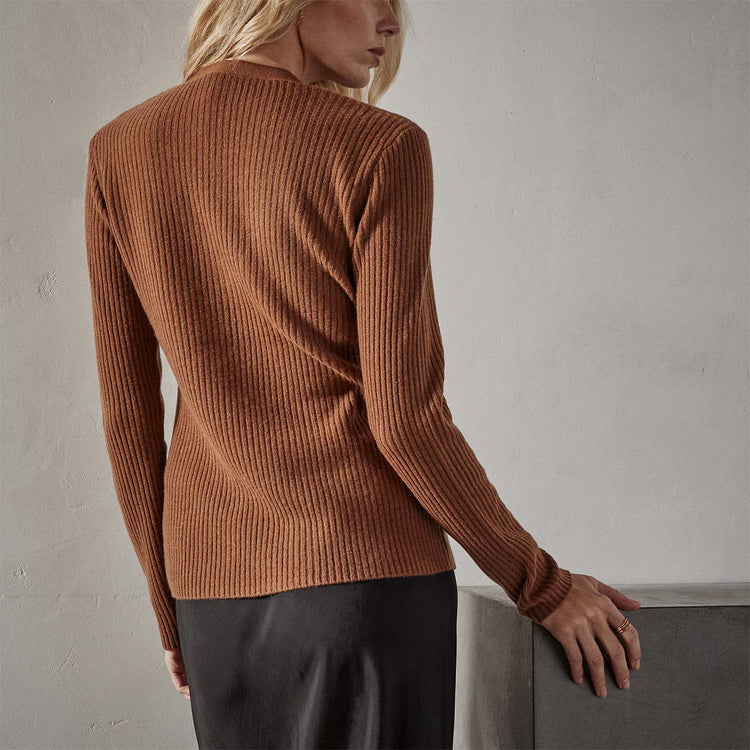 Skinny Rib Soft Vin Neck in Gingerbread | James Perse Los Angeles