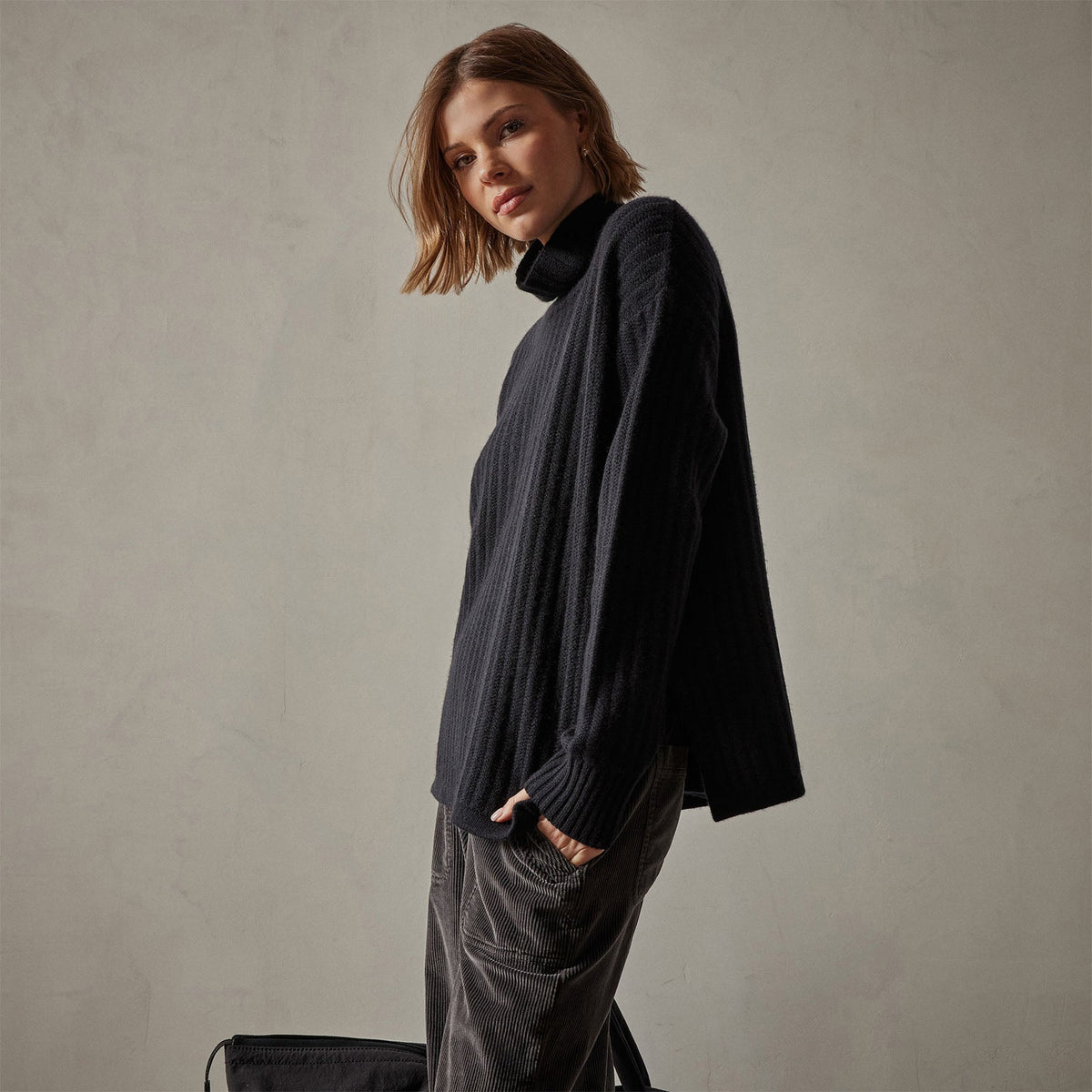 Ribbed Cashmere Funnel Neck in Black | James Perse Los Angeles