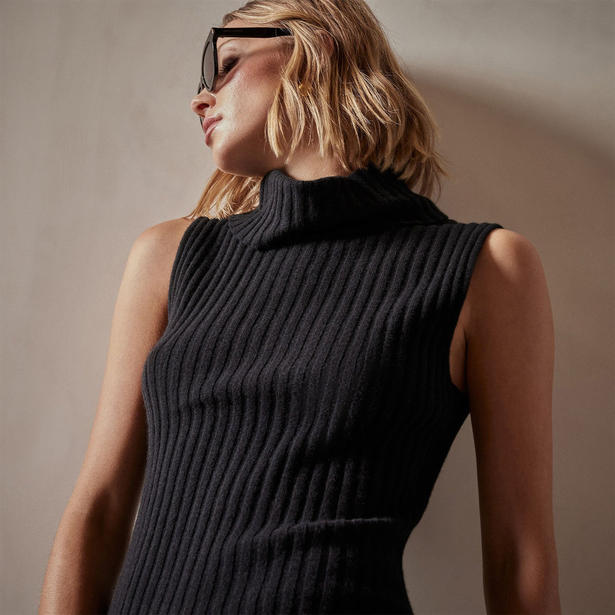 Ribbed Cashmere Sleeveless Turtleneck in Black | James Perse Los Angeles