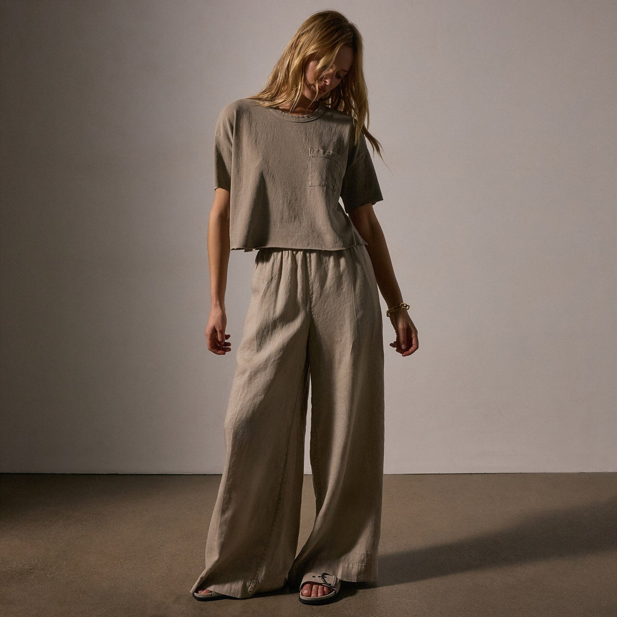 Brushed Jersey Pocket Tee in Overcast Pigment | James Perse Los Angeles