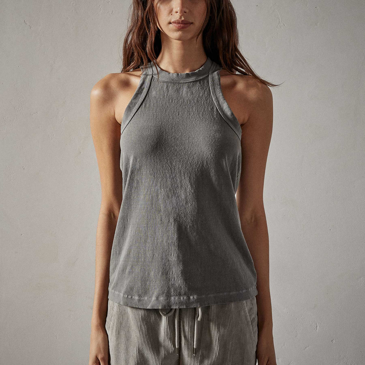 Brushed Jersey Muscle Tank in Jungle Pigment | James Perse Los Angeles