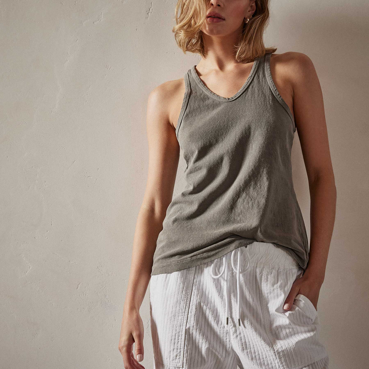Cut Away Racer Back Tank in River Rock Pigment | James Perse Los Angeles 
