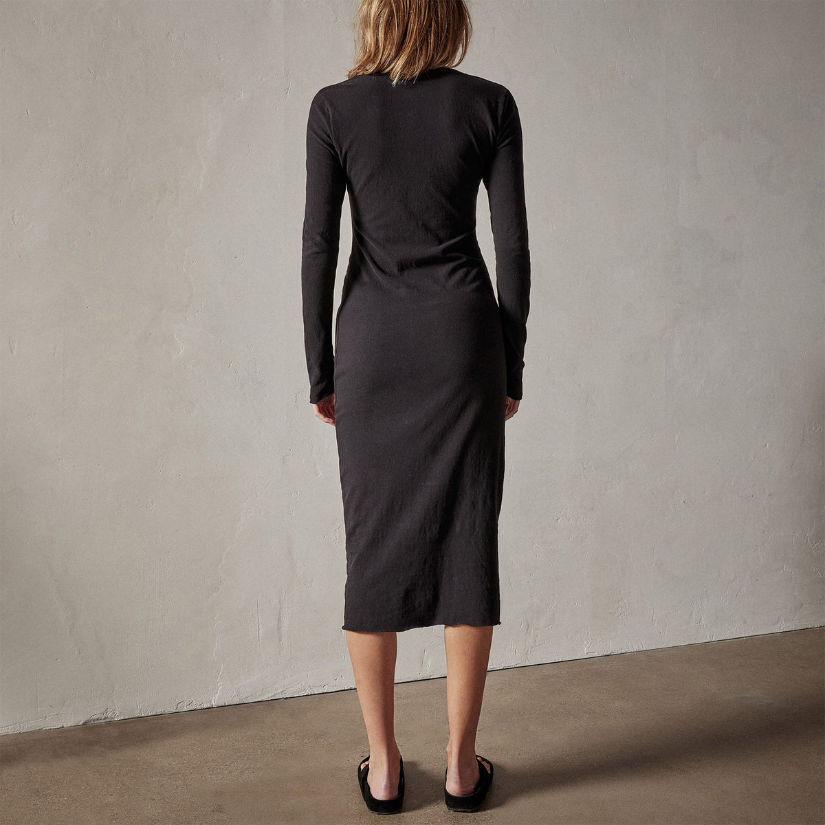 deep v front ruched dress black wrbj6724 | James Perse Los Angeles 