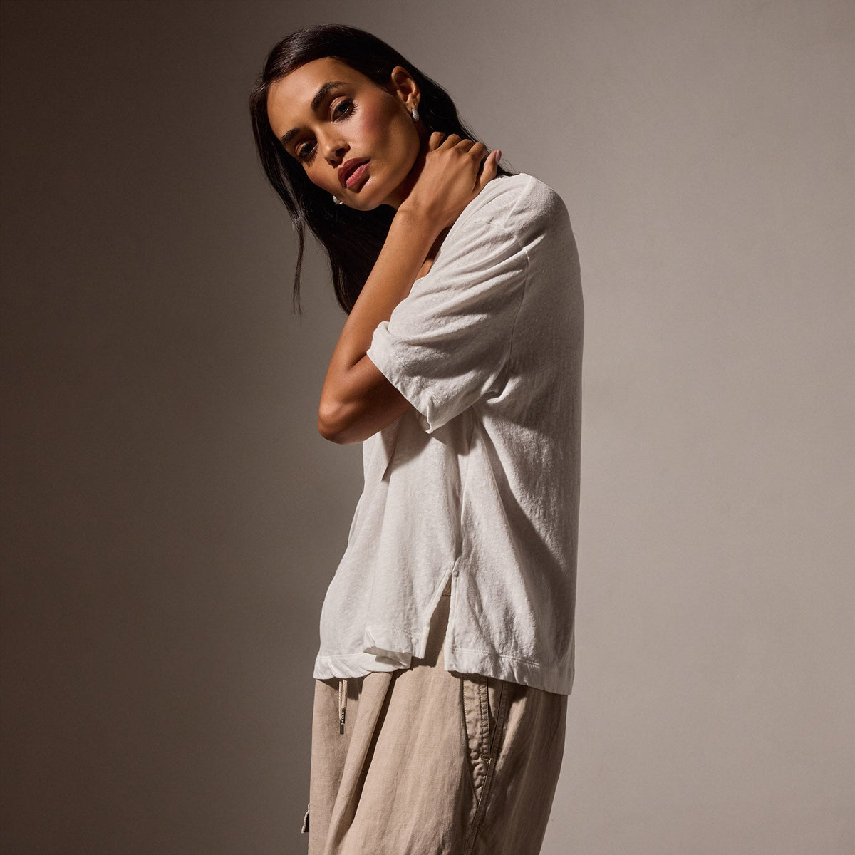 Recycled Cotton Jersey Crew in White | James Perse Los Angeles