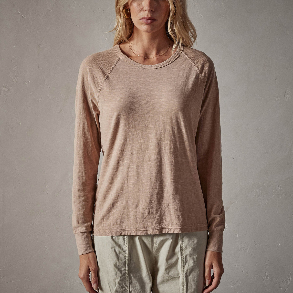 Inside Out Raglan Crew in Jodhpur Pigment | James Perse Los Angeles
