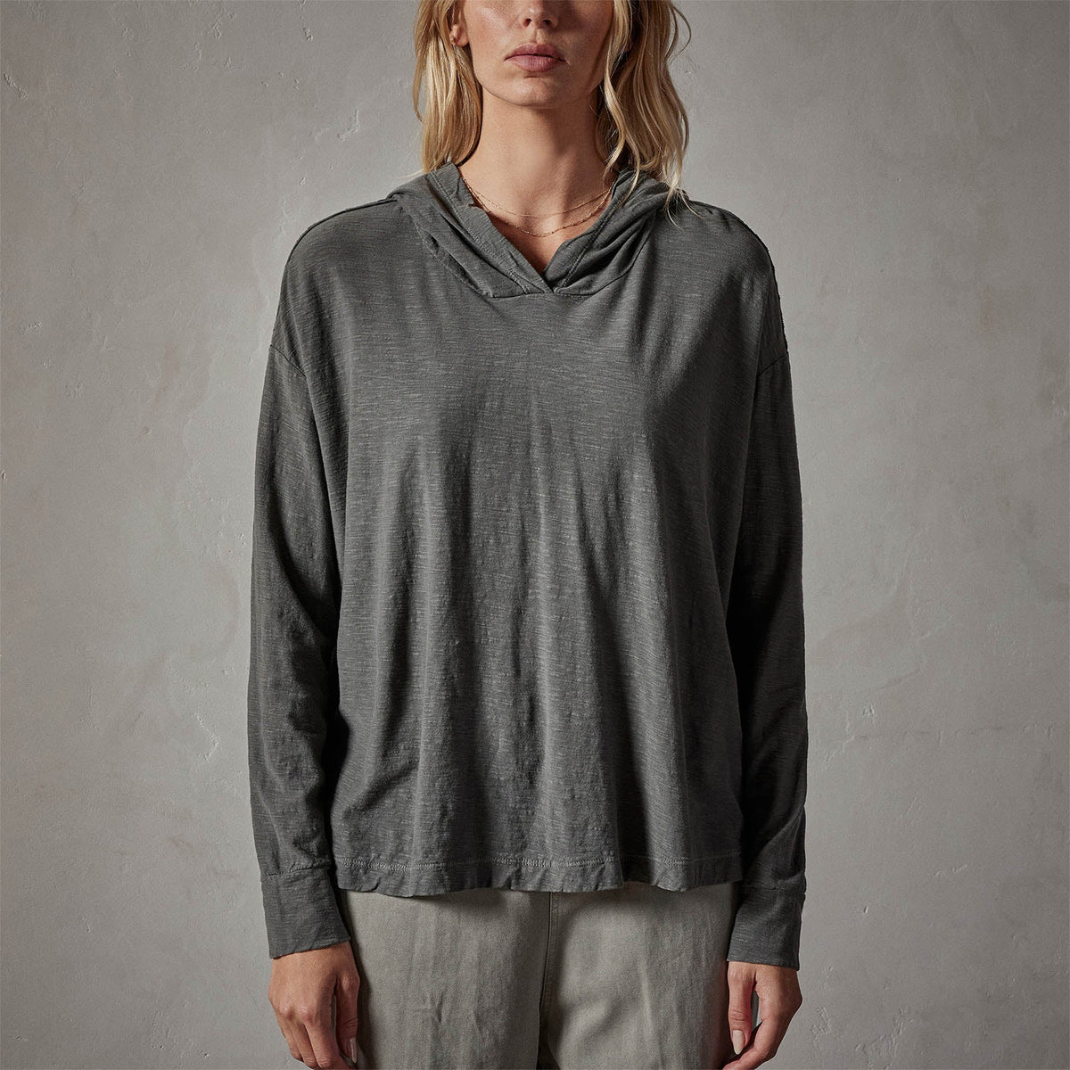 Reverse Slub Jersey Hoody in Fin Pigment | James Perse Los Angeles