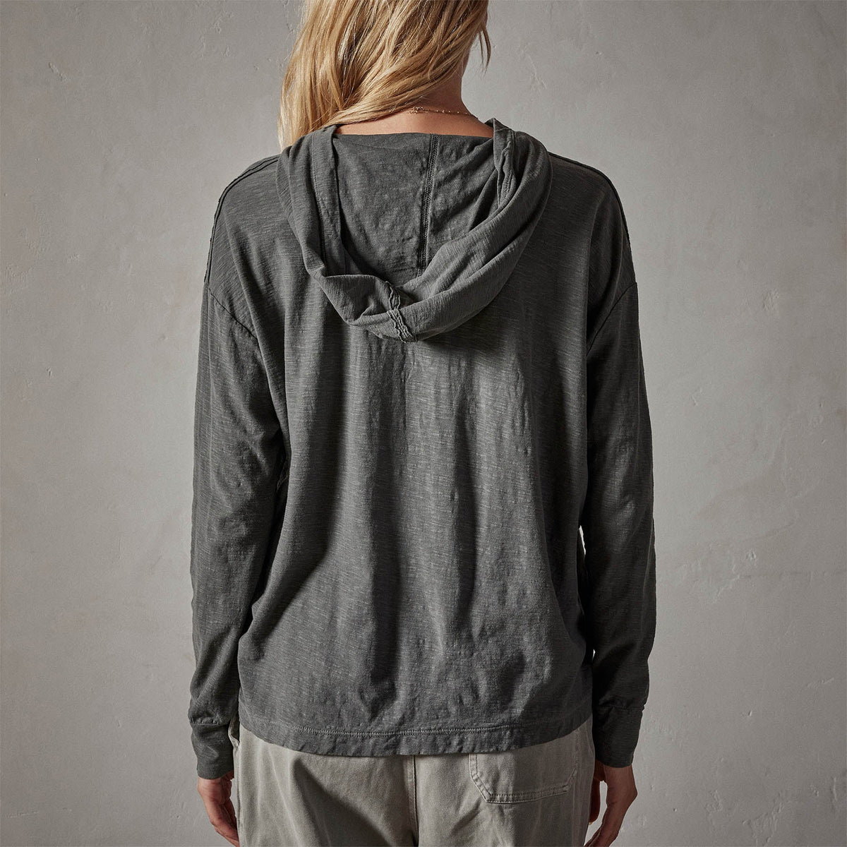 Reverse Slub Jersey Hoody in Fin Pigment | James Perse Los Angeles