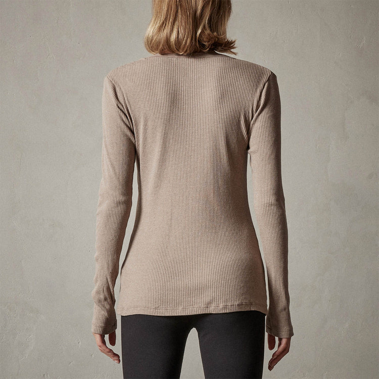 Deep V Long Sleeve Rib Top in Fawn | James Perse Los Angeles