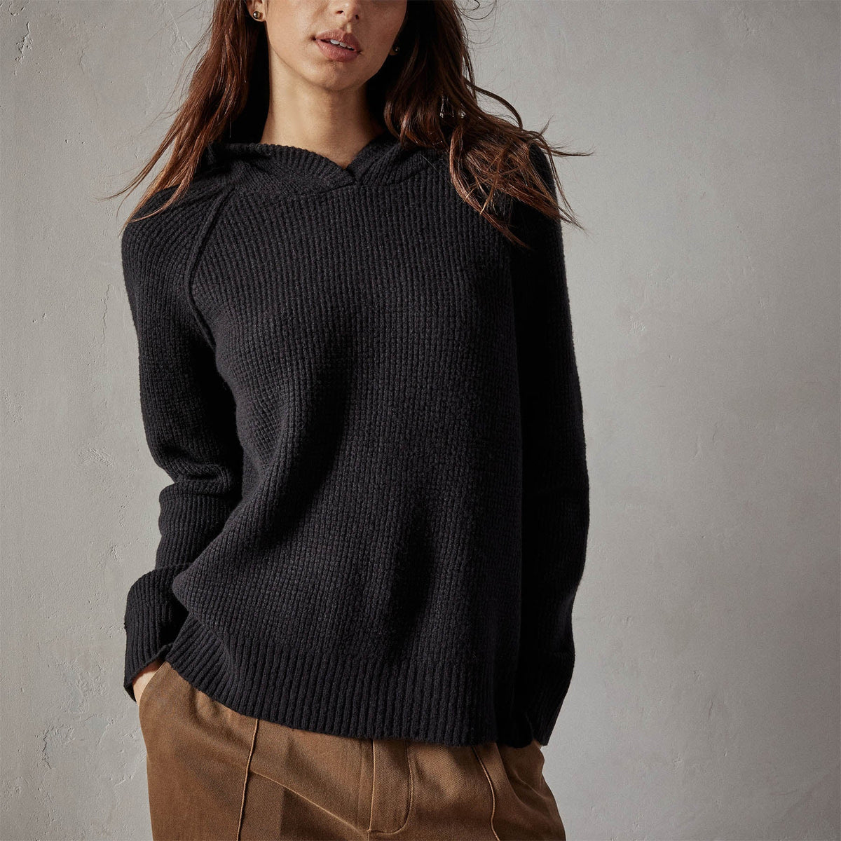 Thermal Knit Hooded Sweater in Black | James Perse Los Angeles