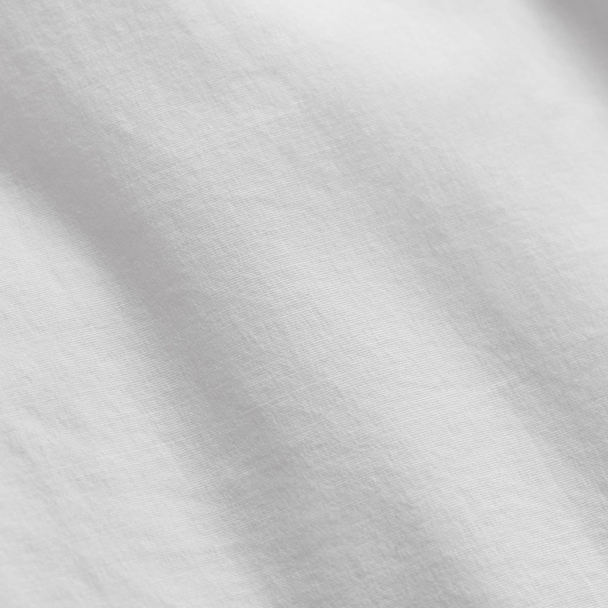 Stretch Poplin Surplus Short in White | James Perse Los Angeles