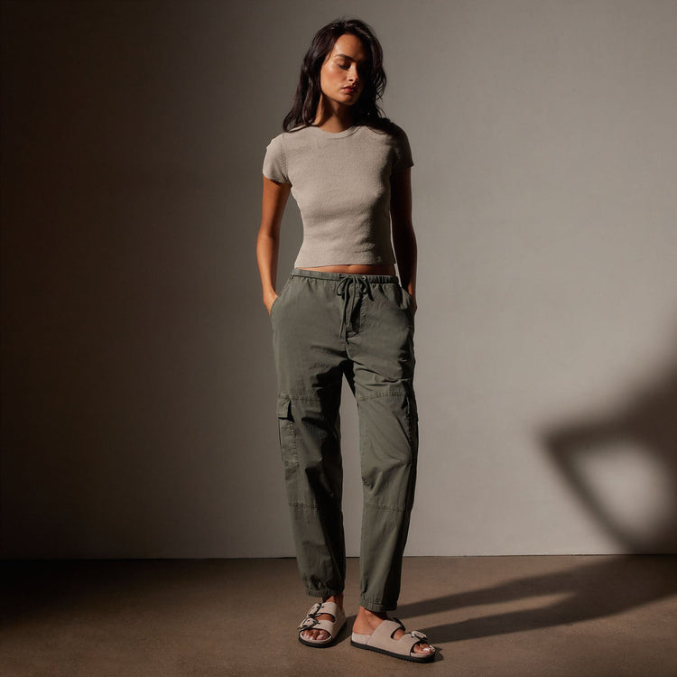 Stretch Poplin Cargo Pant in Palm Pigment | James Perse in Los Angeles