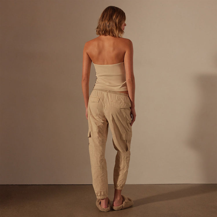 Stretch Poplin Cargo Pant in Sand Dune Pigment | James Perse Los Angeles